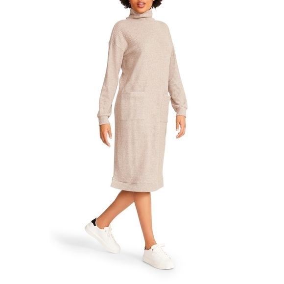 NWT BB Dakota by Steve Madden Melt Mountain Mock Neck Long Sleeve Sweate… - Picture 1 of 4